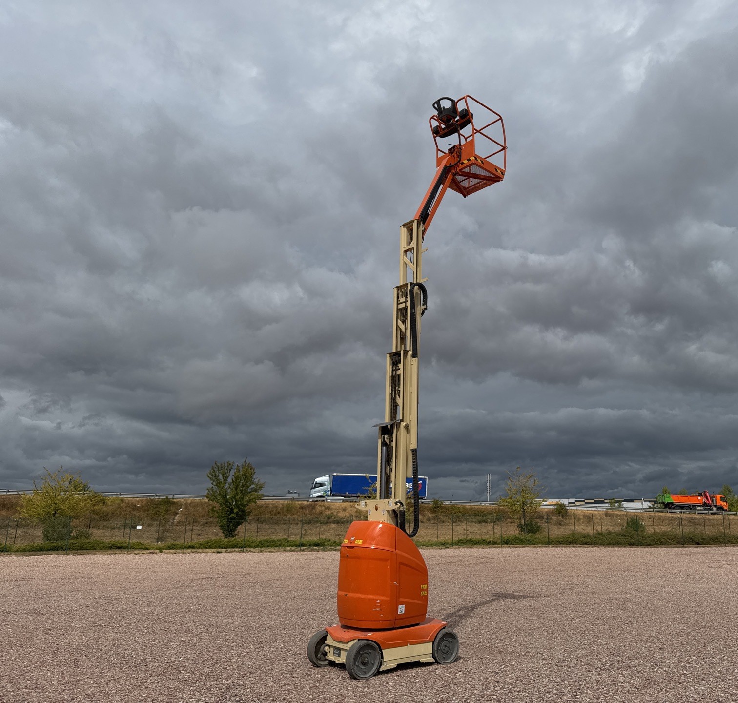 JLG Toucan 10E – Elektro-Mastarbeitsbühne – 10 m – SUVA neu 2