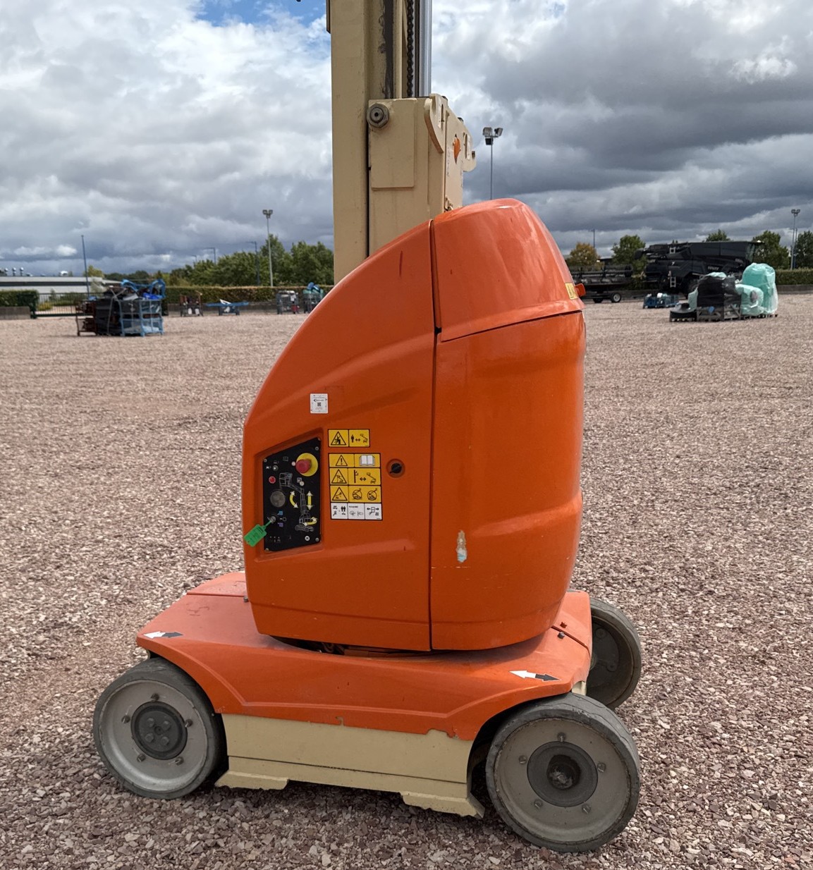 JLG Toucan 10E – Elektro-Mastarbeitsbühne – 10 m – SUVA neu 4